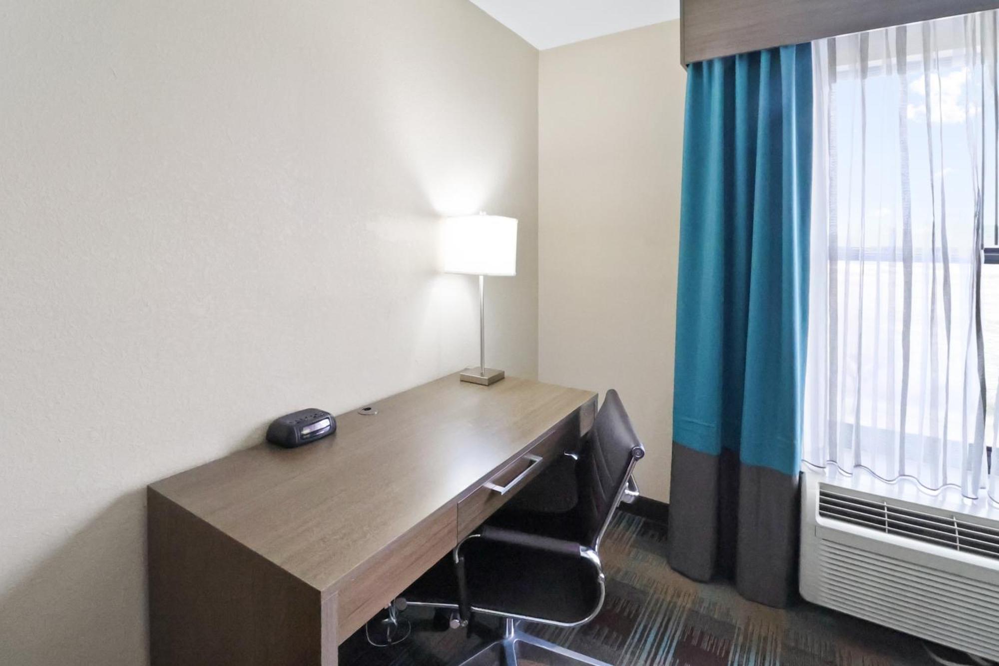 Comfort Inn Dunn Near I-95 Luaran gambar